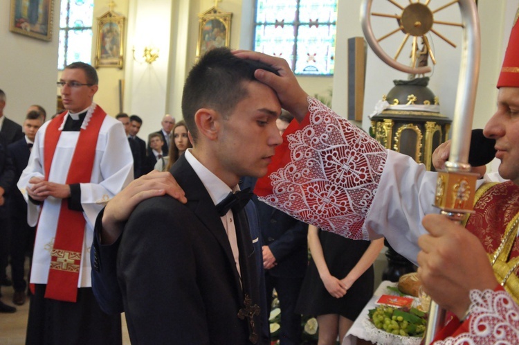 Bierzmowanie w Oleśnie