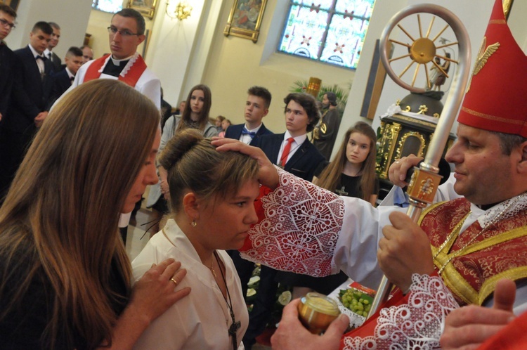 Bierzmowanie w Oleśnie