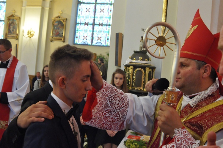 Bierzmowanie w Oleśnie