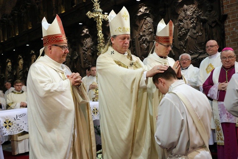 Wychodźcie do ludzi z miłosierdziem