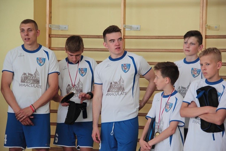 I Mistrzostwa Ministrantów Diecezji Koszalińsko-Kołobrzeskiej w Tenisie Stołowym. 