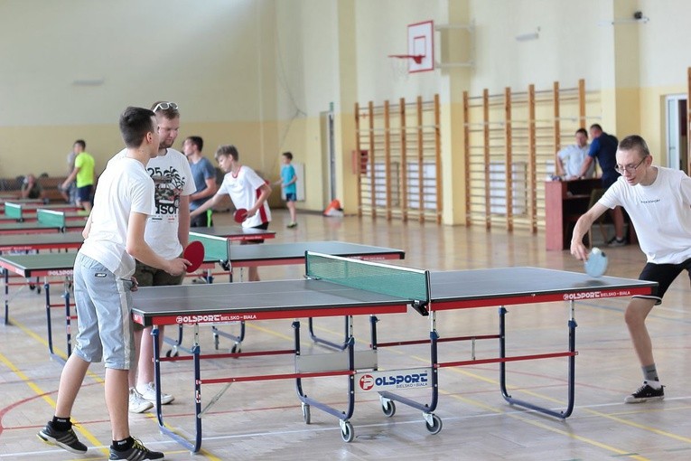 I Mistrzostwa Ministrantów Diecezji Koszalińsko-Kołobrzeskiej w Tenisie Stołowym. 