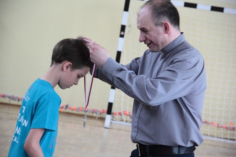 I Mistrzostwa Ministrantów Diecezji Koszalińsko-Kołobrzeskiej w Tenisie Stołowym. 