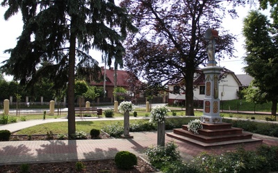 Odnowiono ogród parafialny w Wawrzeńczycach