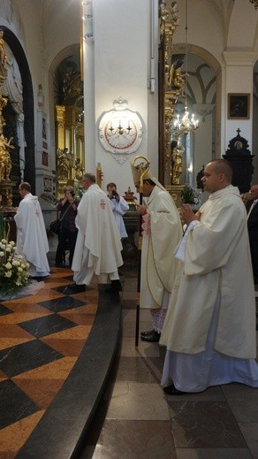 Święcenia diakonatu