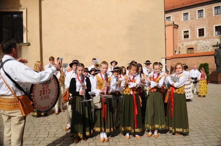 Święcenia kapłańskie w obiektywie Adama Wojnara