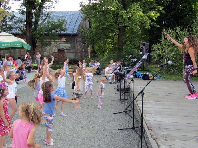 Majówka nad Stawem w Łąkcie