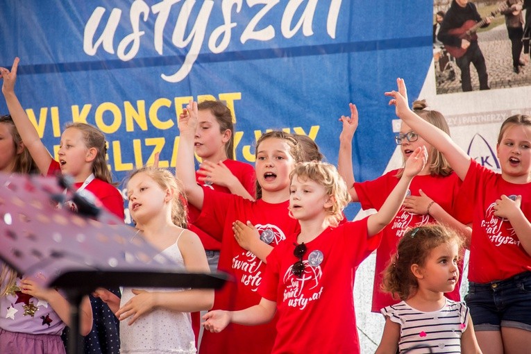 Koncert "...by Świat usłyszał"