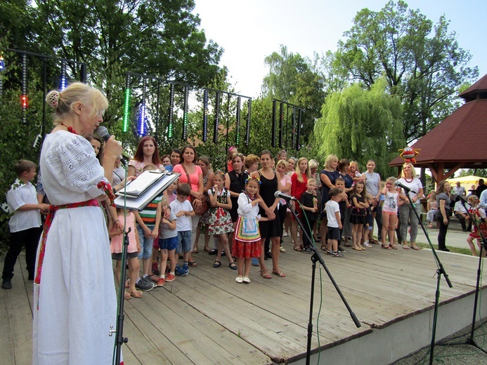 Majówka nad Stawem w Łąkcie