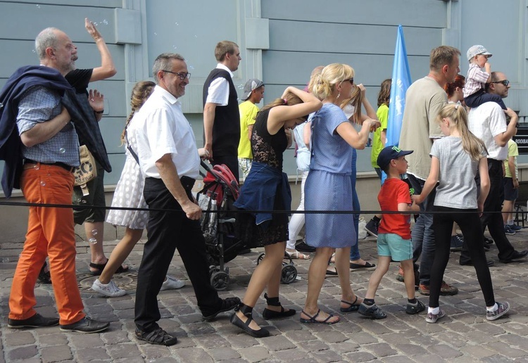 5. Marsz dla Życia i Rodziny w Bielsku-Białej 2018 - na trasie