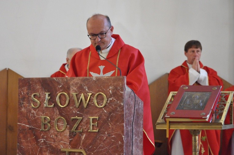 Bierzmowanie w Łososinie Dolnej