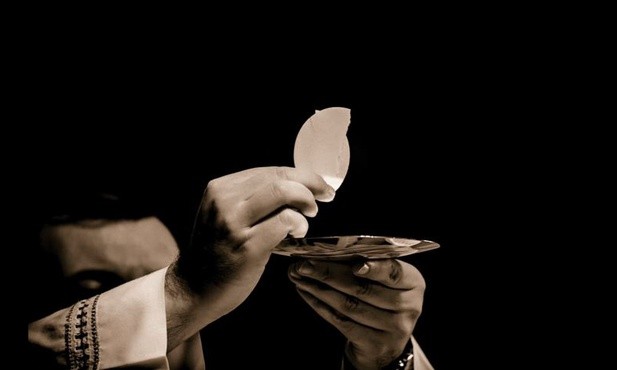 Prawdziwie #obecny w Eucharystii