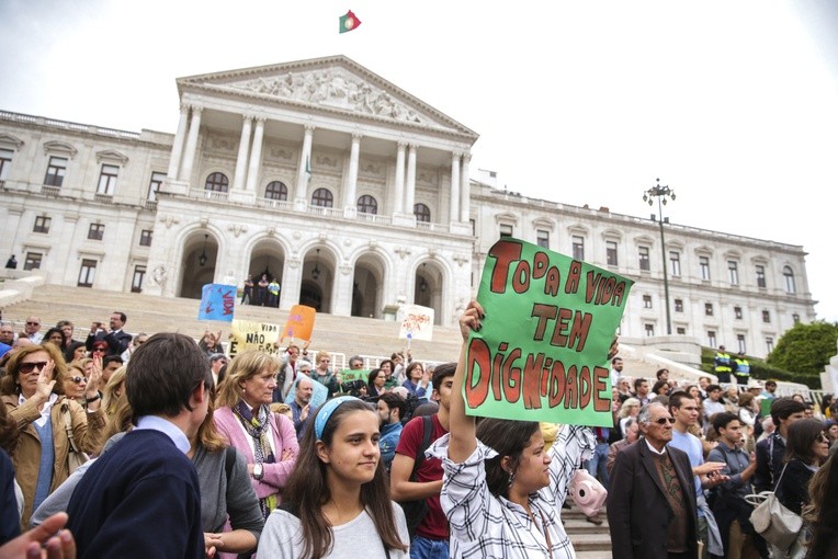 Portugalski parlament nie zgodził się na legalizację eutanazji