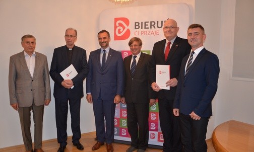 Ołtarz w "Walencinku" zyska nowy blask