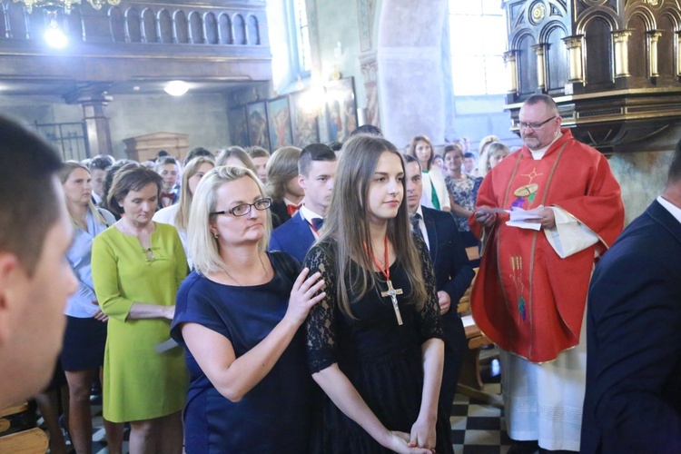 Bierzmowanie w Ujanowicach