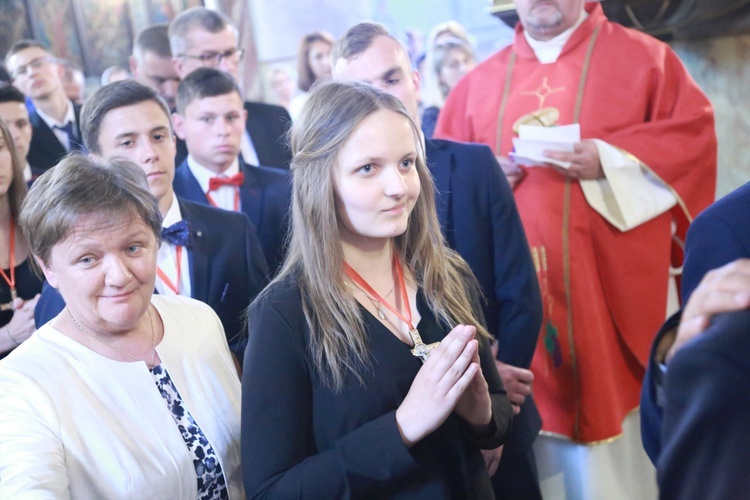 Bierzmowanie w Ujanowicach