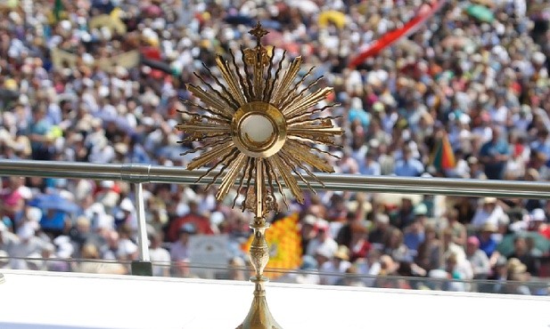 Rzeczywiście #obecny w Eucharystii