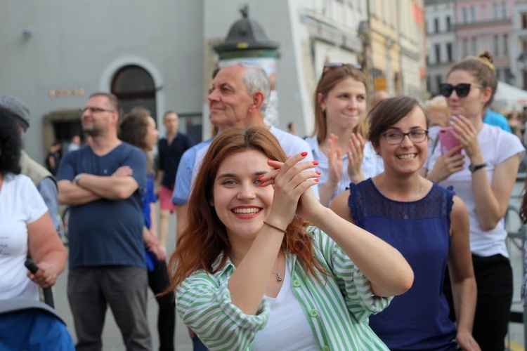 Uwielbienie "Jestem" na Rynku Głównym