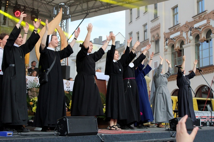 Uwielbienie "Jestem" na Rynku Głównym