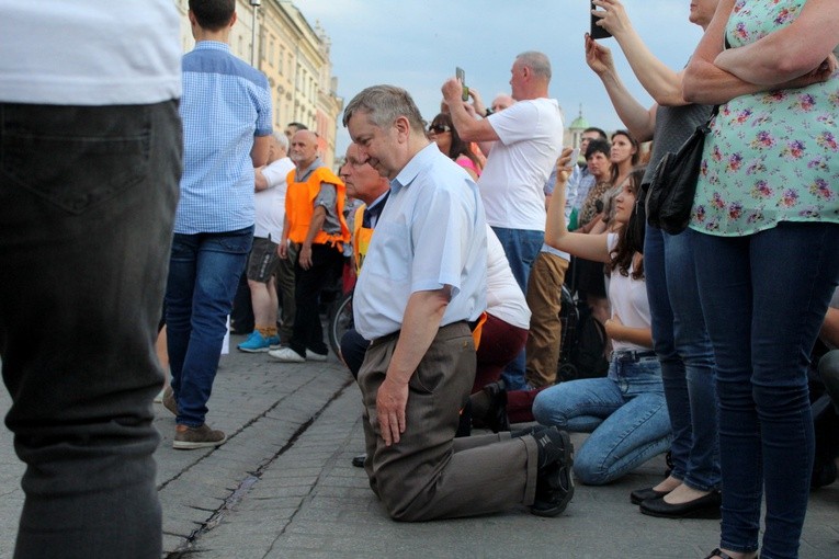 Uwielbienie "Jestem" na Rynku Głównym