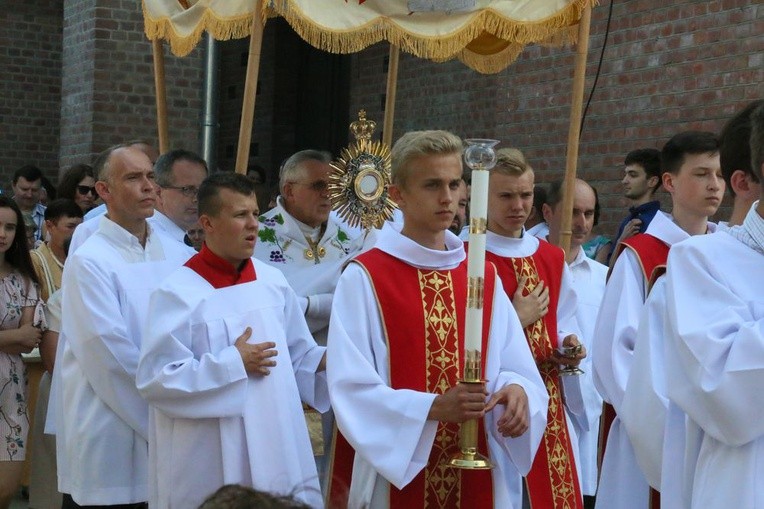 Procesja w parafii Trójcy Świętej w Lublinie