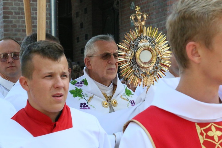 Procesja w parafii Trójcy Świętej w Lublinie