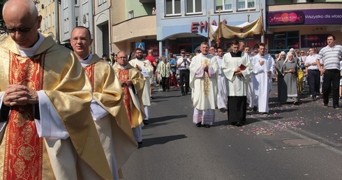 Procesja Bożego Ciała w Koszalinie cz.2