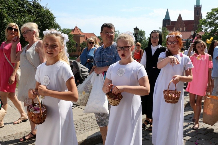 Centralna Procesja Bożego Ciała we Wrocławiu