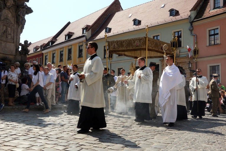Centralna Procesja Bożego Ciała we Wrocławiu