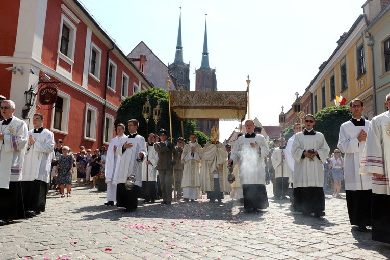 Centralna Procesja Bożego Ciała we Wrocławiu