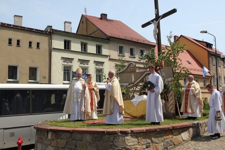 Msza św. i procesja Bożego Ciała w Ziębicach