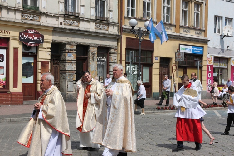 Msza św. i procesja Bożego Ciała w Ziębicach