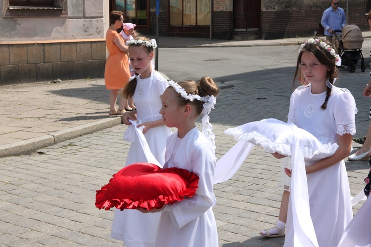 Msza św. i procesja Bożego Ciała w Ziębicach