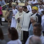 Tysiące warszawiaków na procesji Bożego Ciała