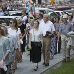 Tysiące warszawiaków na procesji Bożego Ciała