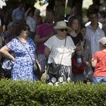 Tysiące warszawiaków na procesji Bożego Ciała