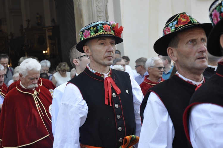 Boże Ciało w Łowiczu - procesja