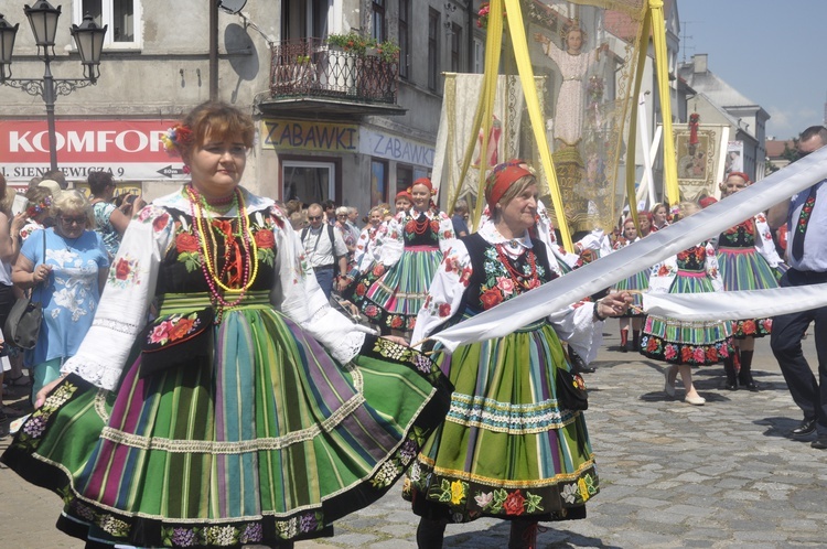 Boże Ciało w Łowiczu - procesja