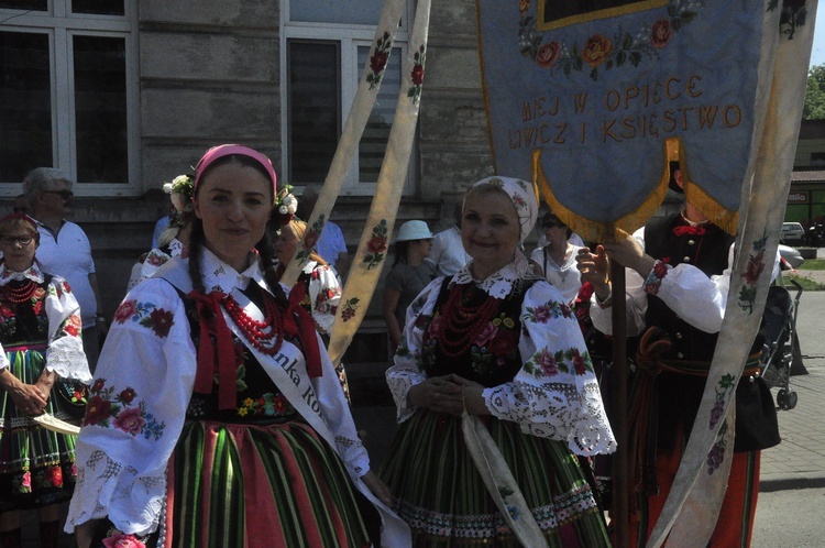 Boże Ciało w Łowiczu - procesja