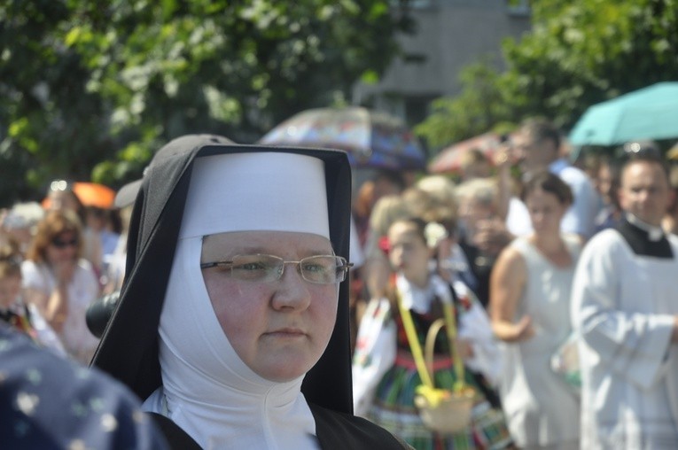 Boże Ciało w Łowiczu - procesja