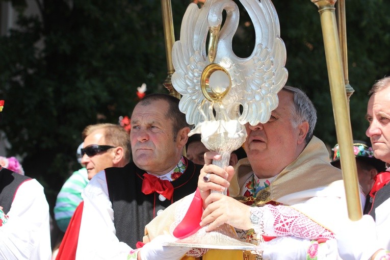 Boże Ciało w Łowiczu - procesja