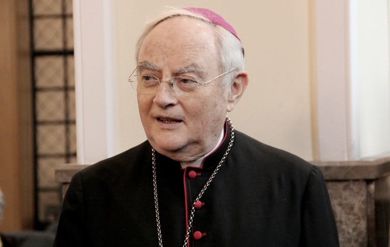 Abp Henryk Hoser będzie kontynuował swoją misję w Bośni i Hercegowinie