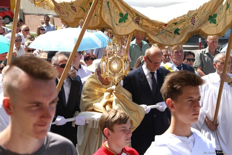 Ciechanów. Boże Ciało w centrum miasta