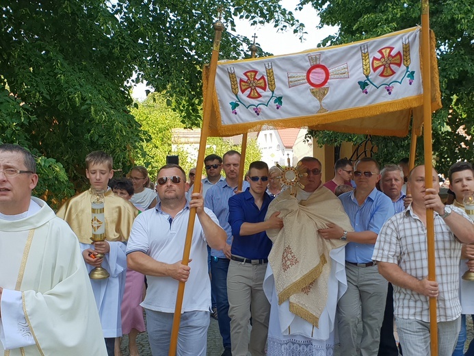 Procesje w Boże Ciało 2018 w archidiecezji wrocławskiej