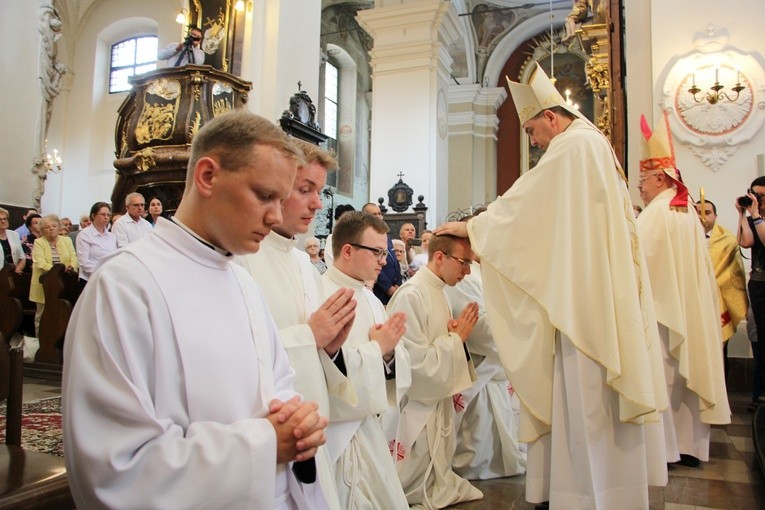 Święcenia kapłańskie w Łowiczu