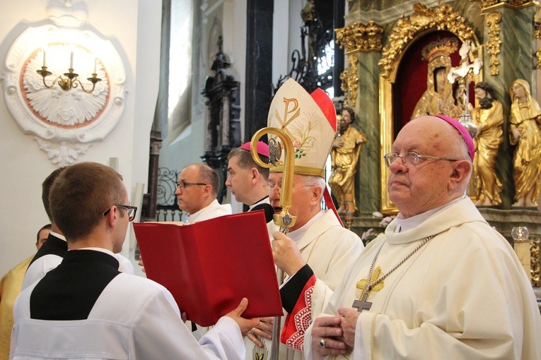 Święcenia kapłańskie w Łowiczu