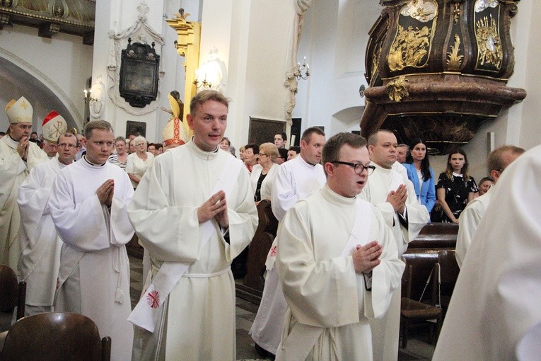 Święcenia kapłańskie w Łowiczu