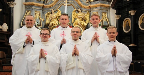 Nowi prezbiterzy diecezji łowickiej