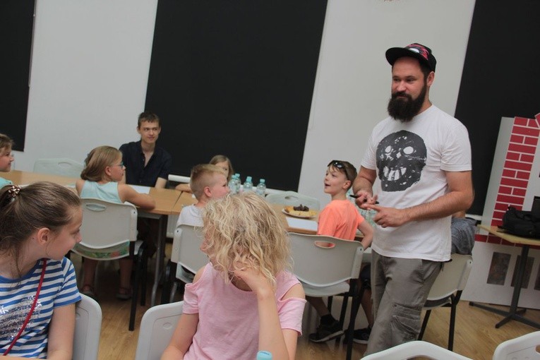 Warsztaty komiksowe w koszalińskim muzeum