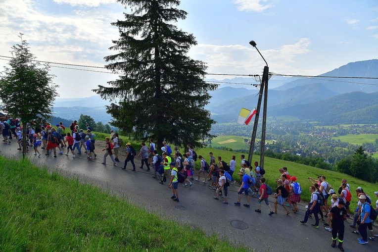 Pielgrzymka Sursum Corda cz.1